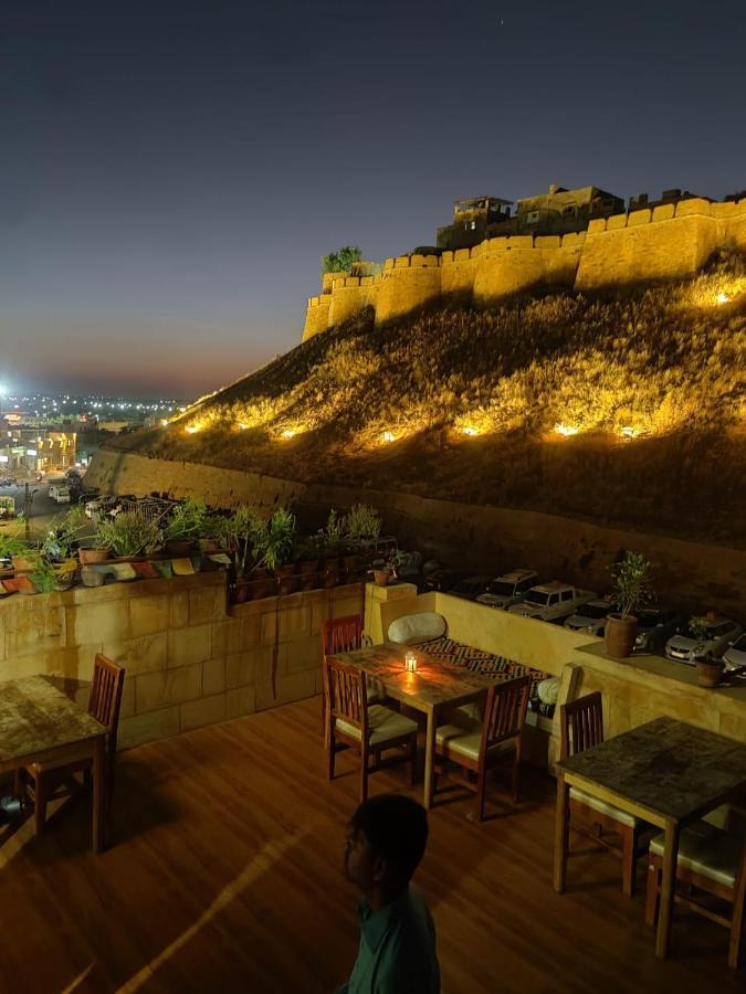 Hotel Jaswant Palace ไจซัลเมอร์ ภายนอก รูปภาพ